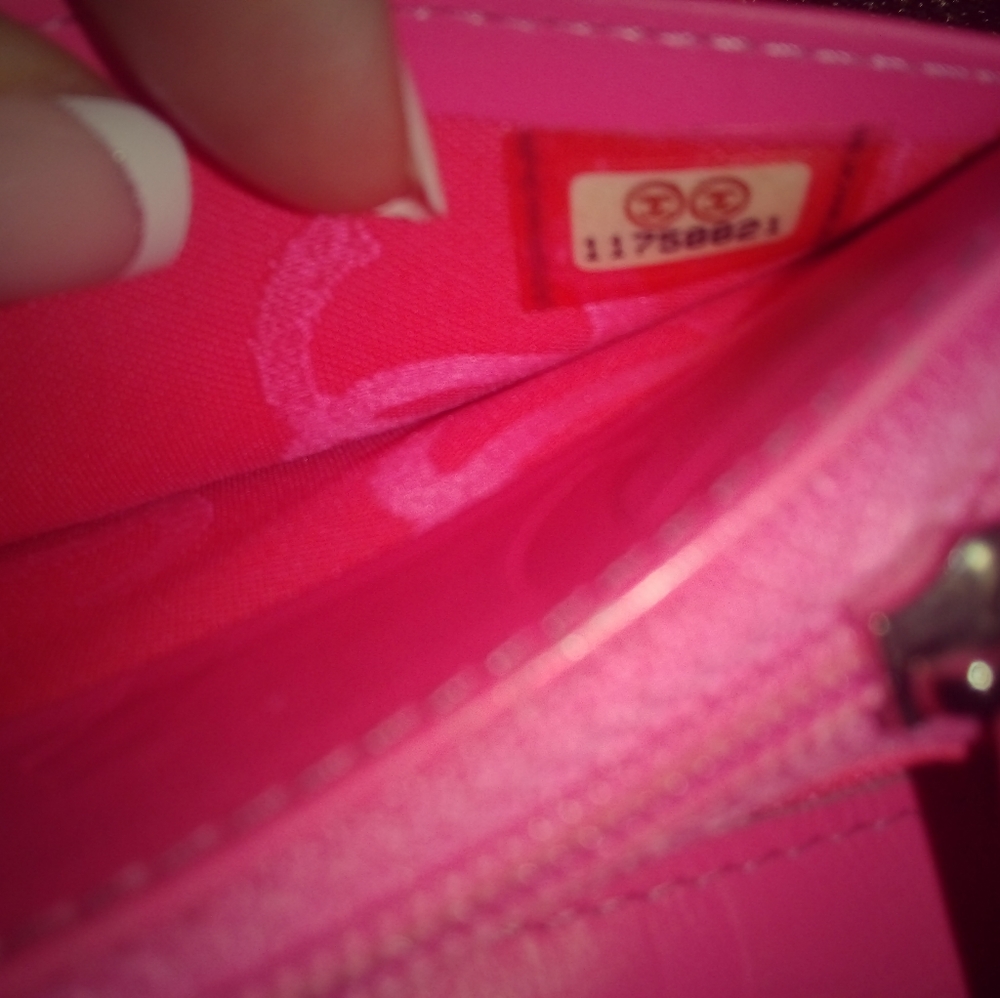 Wallet - Picture 2 of 6